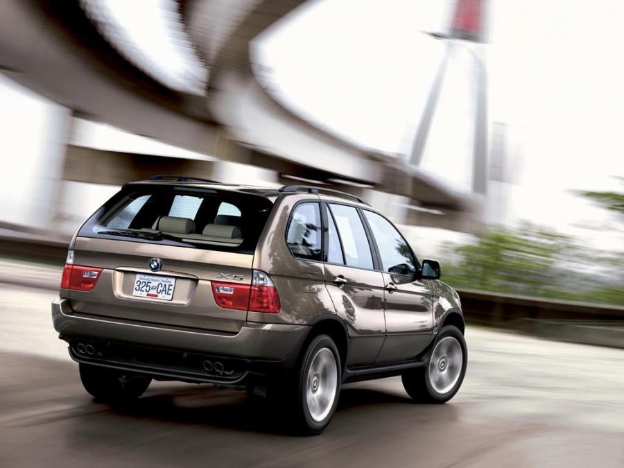  BMW X5 4.4i 2003 года  (фото 13 из 16)